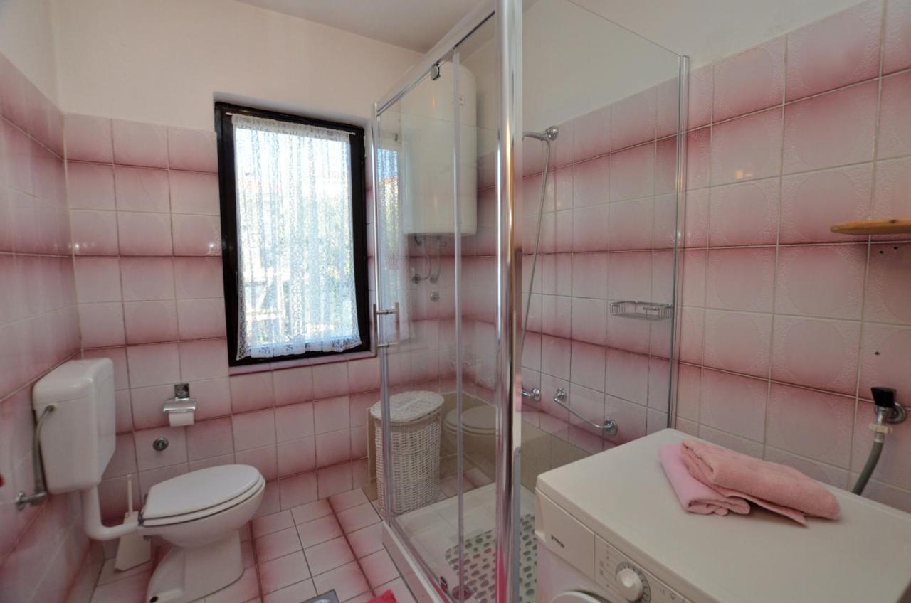 Rooms Tomc Fuskulin Luaran gambar
