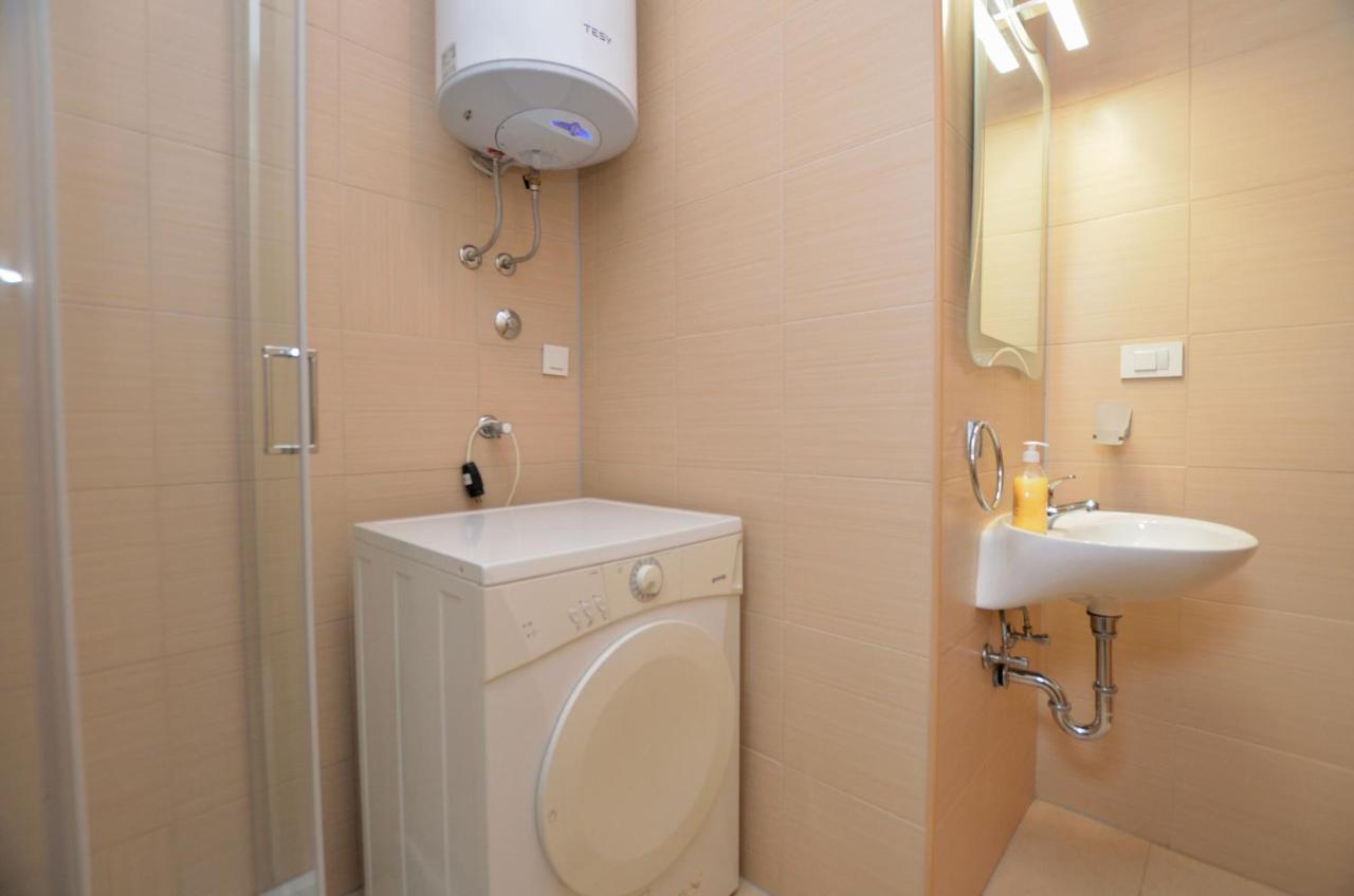 Rooms Tomc Fuskulin Luaran gambar